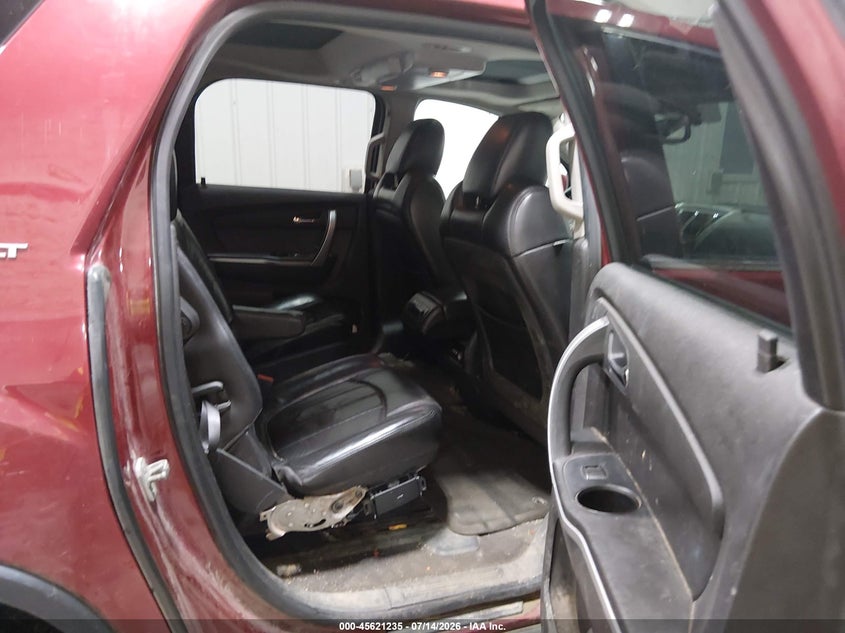 2010 GMC ACADIA auction photo 8