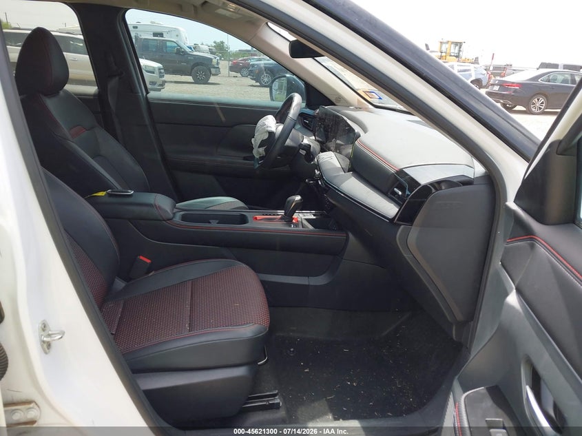 2025 Nissan Kicks Sr Fwd VIN: 3N8AP6DAXSL381145 Lot: 45621300