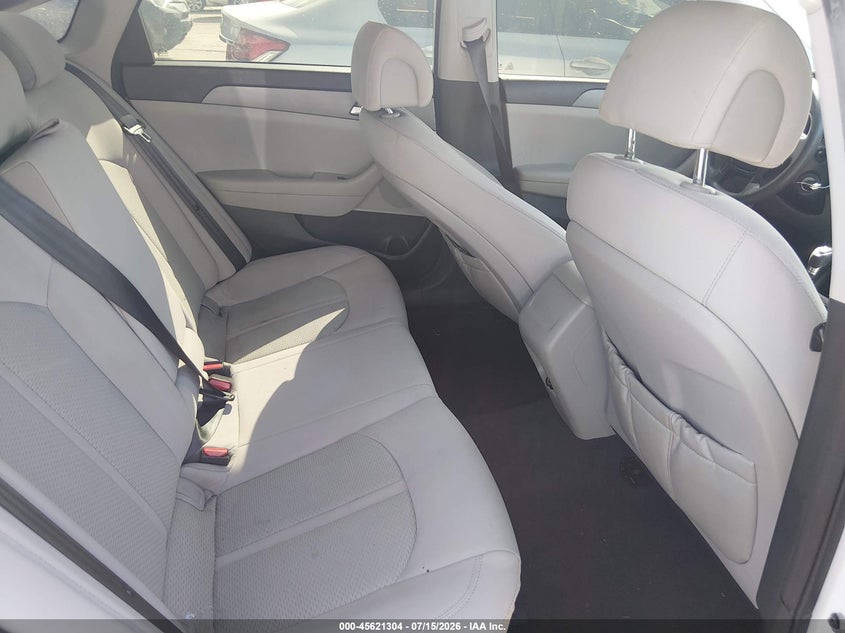 2015 HYUNDAI SONATA auction photo 8