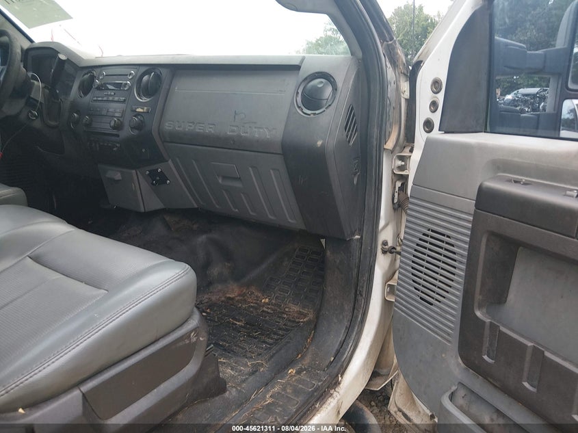2012 FORD SUPER DUTY F-250 SRW auction photo 5
