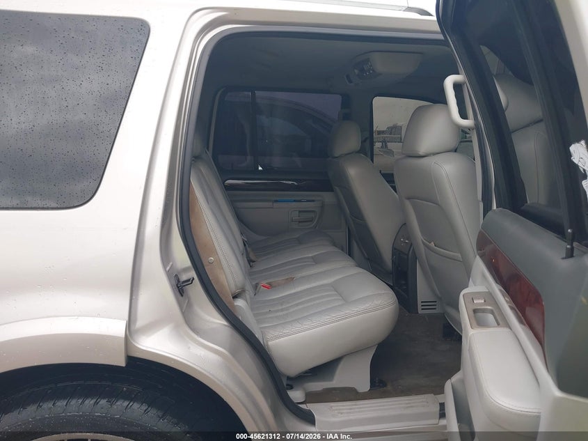 2004 LINCOLN AVIATOR auction photo 8