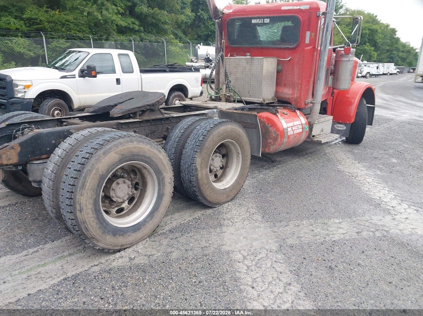 2002 PETERBILT 379 auction photo 4