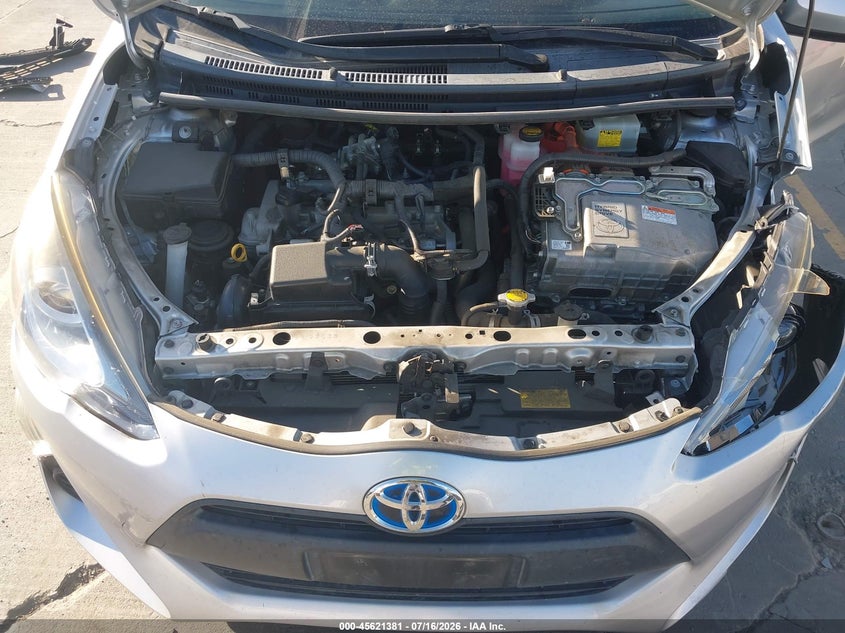 2015 Toyota Prius C One VIN: JTDKDTB33F1581924 Lot: 45621381