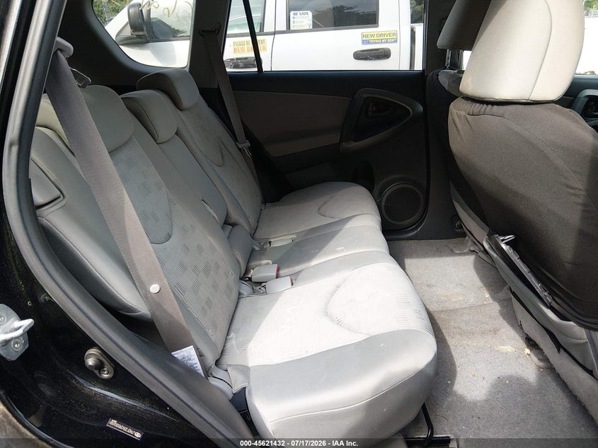 2009 TOYOTA RAV4 auction photo 8