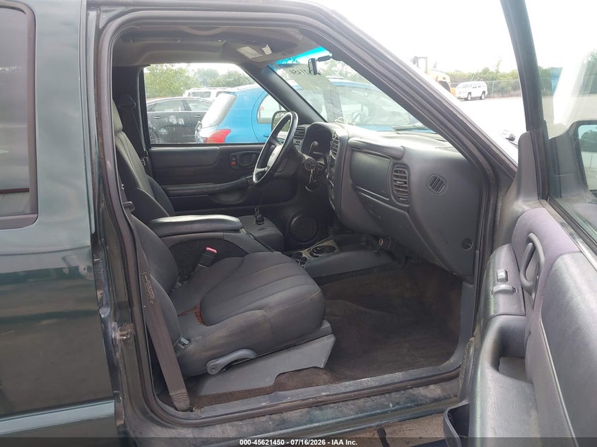 2003 CHEVROLET S-10 auction photo 5