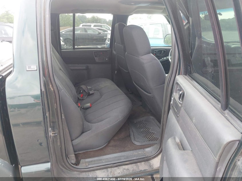2003 CHEVROLET S-10 auction photo 8