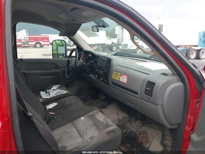 2014 CHEVROLET SILVERADO 3500HD CHASSIS auction photo 5