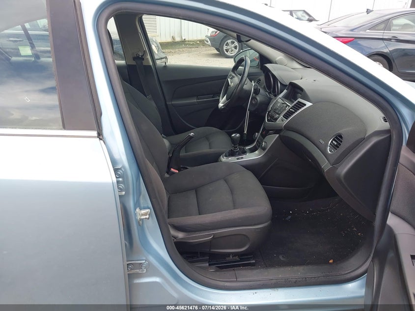 2012 CHEVROLET CRUZE auction photo 5