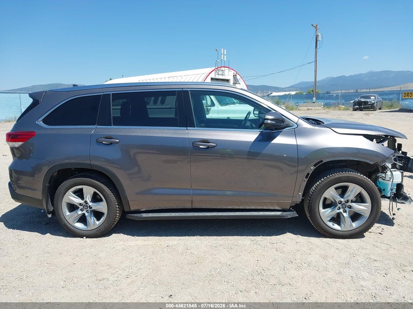 TOYOTA HIGHLANDER - zdjęcie 14