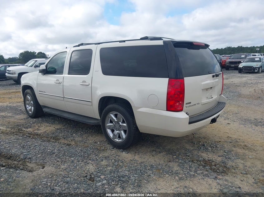 2011 GMC YUKON XL 1500 — zdjęcie 3