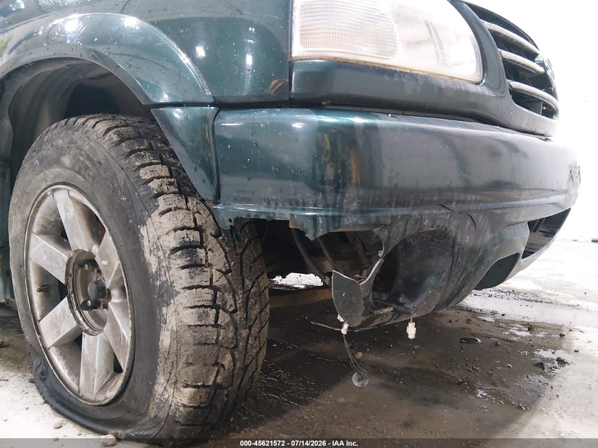 2002 SUZUKI XL-7 auction photo 6