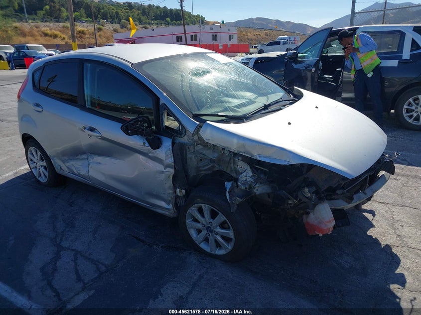 2013 Ford Fiesta Se VIN: 3FADP4EJ4DM200894 Lot: 45621578