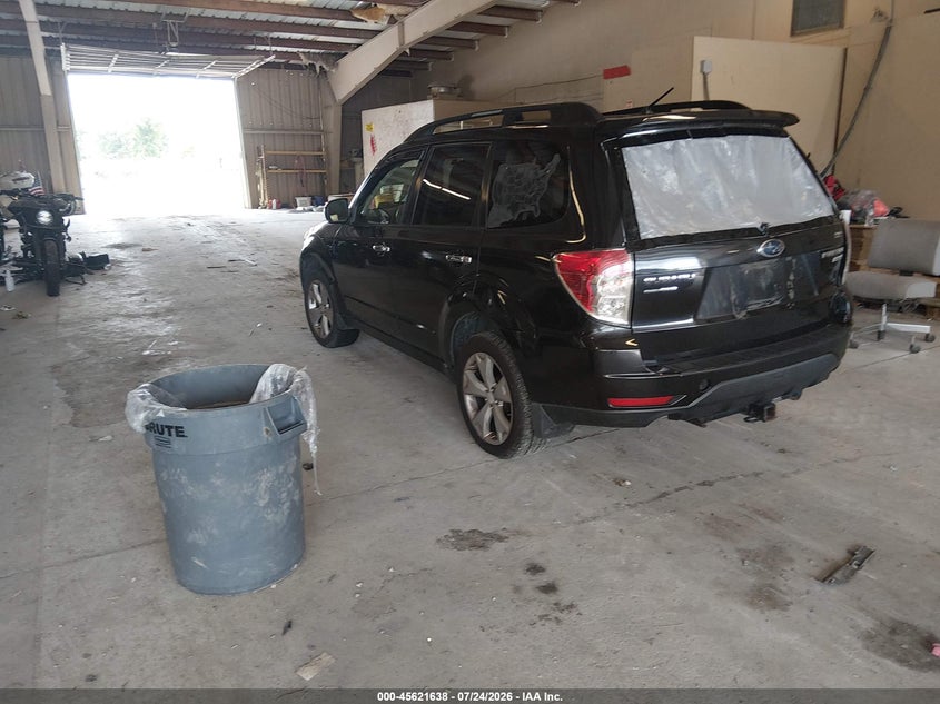 Vin: jf2sh6cc3ah733559, lot: 46120104, subaru forester 2.5x premium 20103