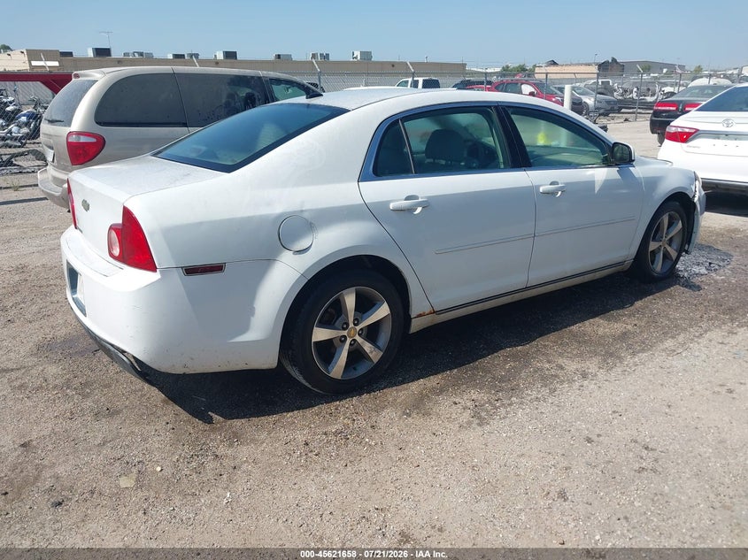 2011 CHEVROLET MALIBU auction photo 4