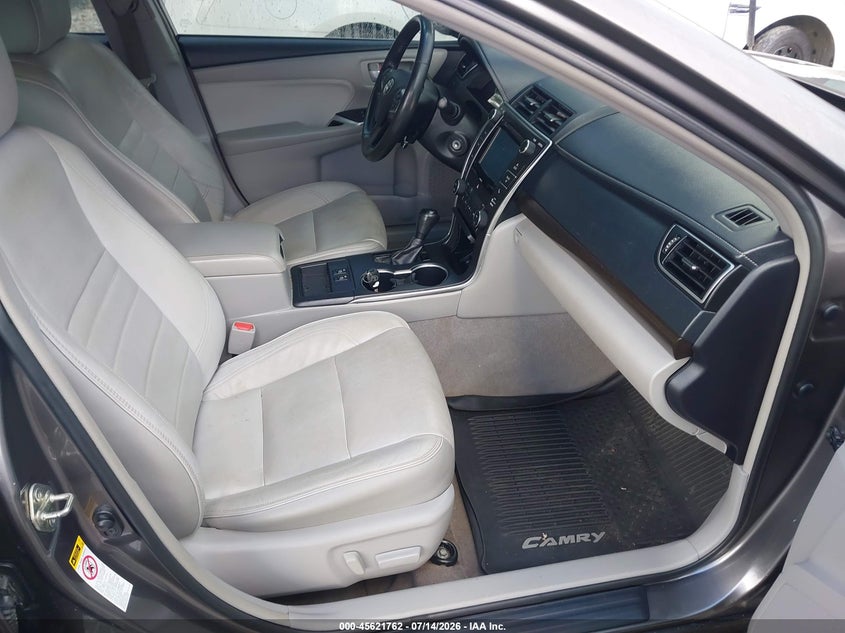 2017 TOYOTA CAMRY auction photo 5