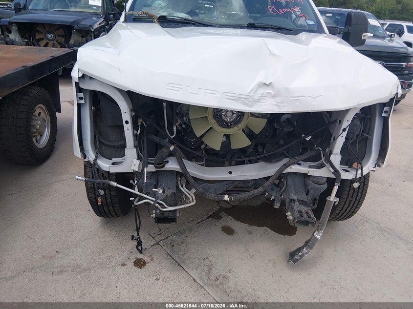 2022 FORD F-250 auction photo 6