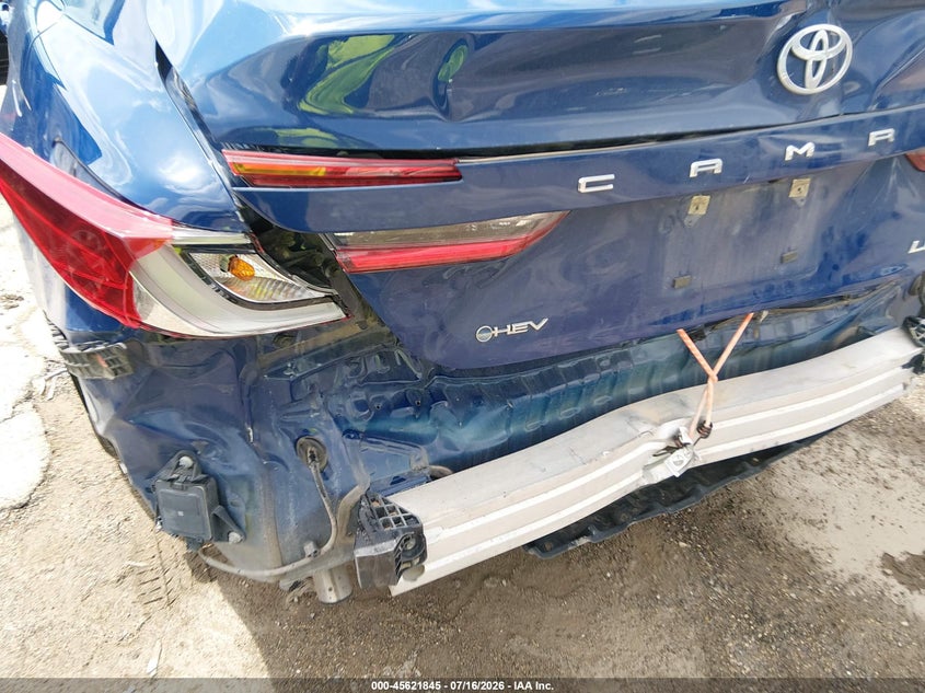 2025 TOYOTA CAMRY auction photo 6