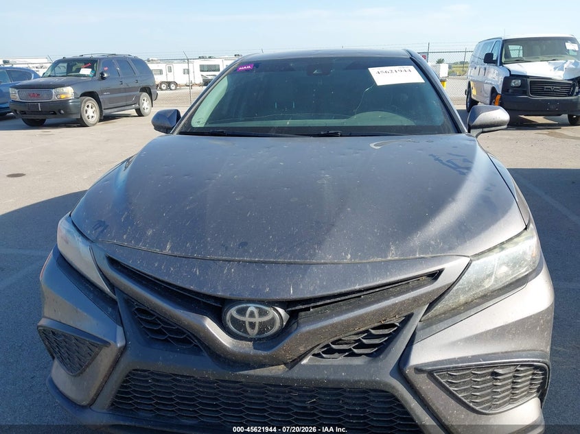 2021 TOYOTA CAMRY auction photo 6