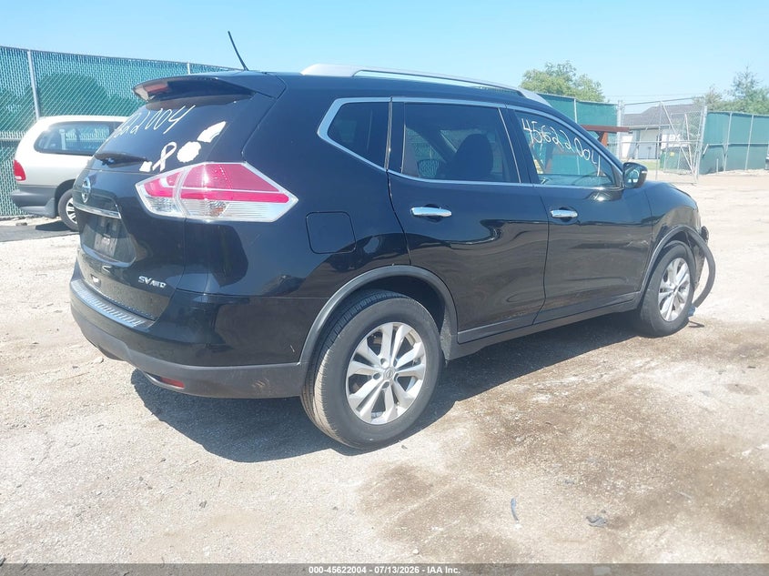 2015 NISSAN ROGUE auction photo 4