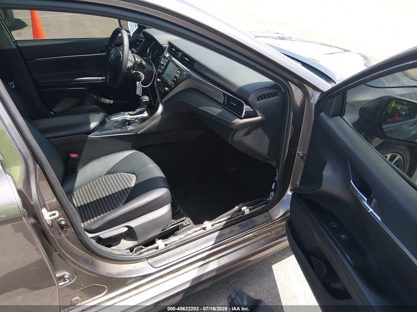 2020 TOYOTA CAMRY auction photo 5