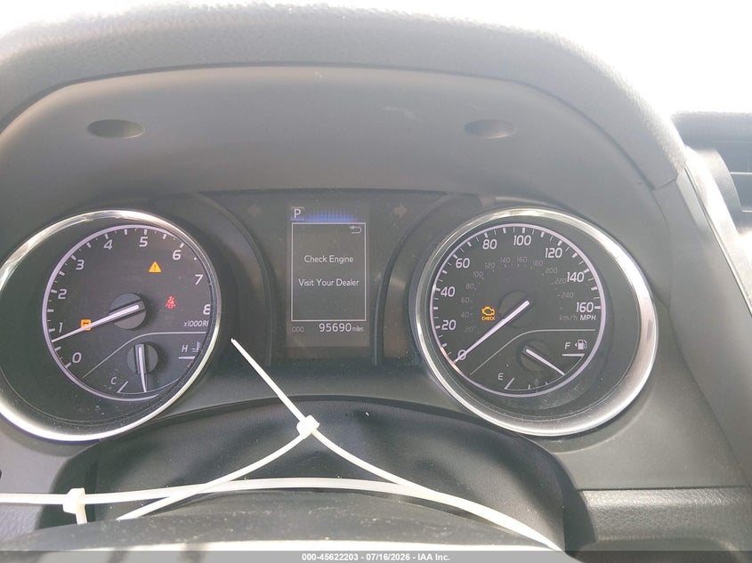 2020 TOYOTA CAMRY auction photo 7