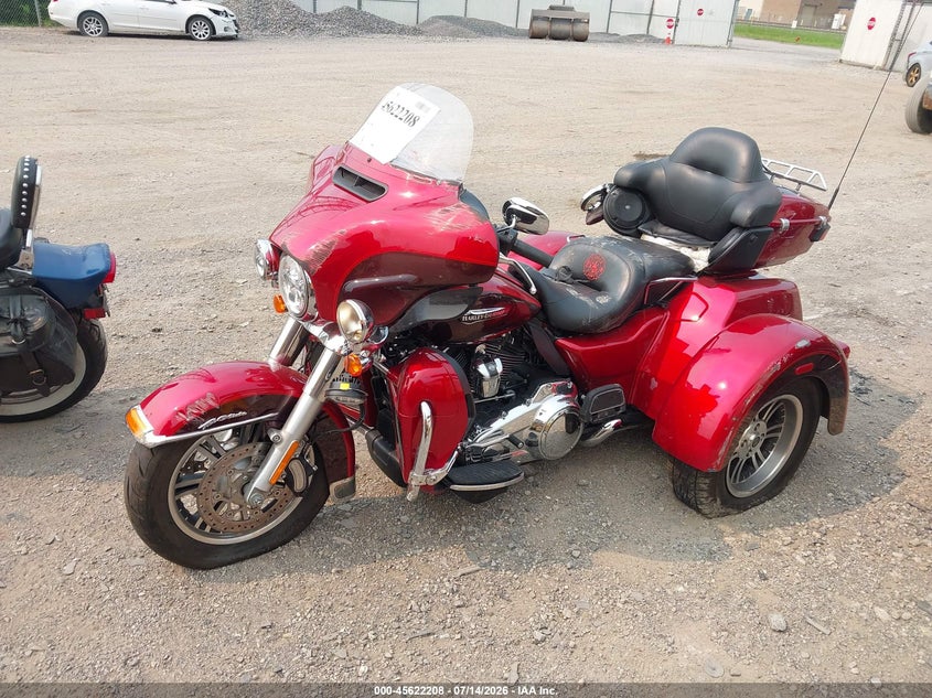 2018 Harley-Davidson Flhtcutg Tri Glide Ultra VIN: 1HD1MAD11JB850015 Lot: 45622208