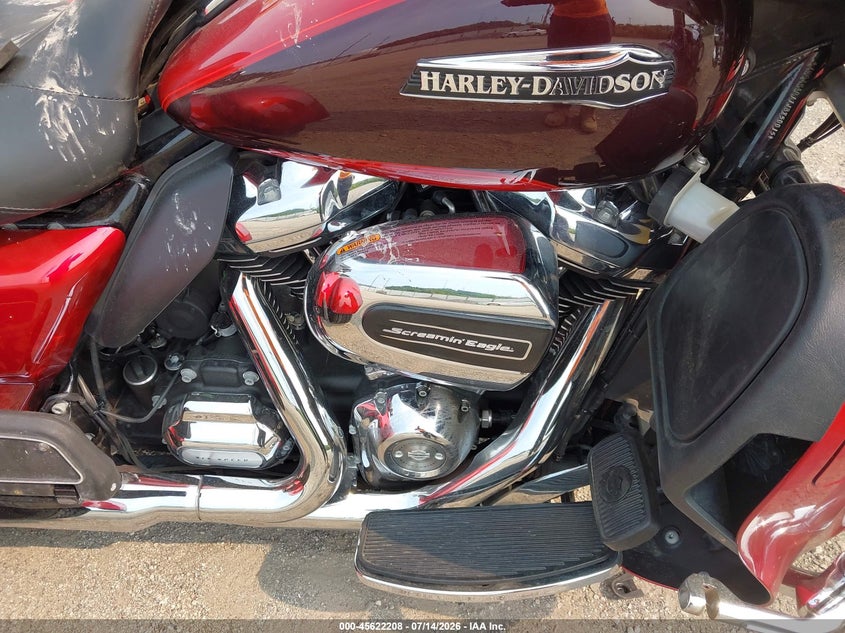 2018 Harley-Davidson Flhtcutg Tri Glide Ultra VIN: 1HD1MAD11JB850015 Lot: 45622208