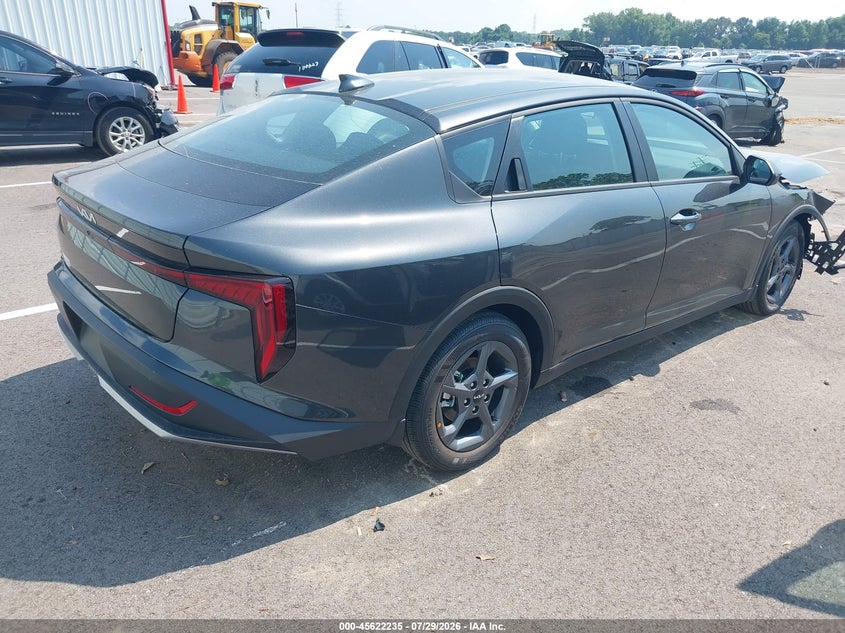Vin: 3kpft4dexte333185, lot: 46120701, kia k4 lxs 20264