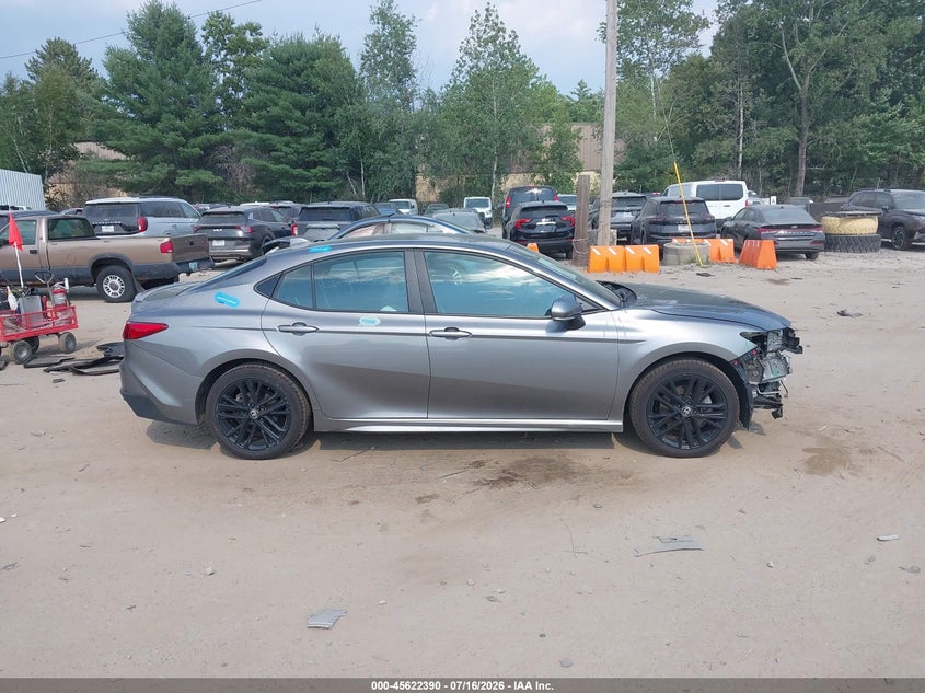 TOYOTA CAMRY - zdjęcie 13