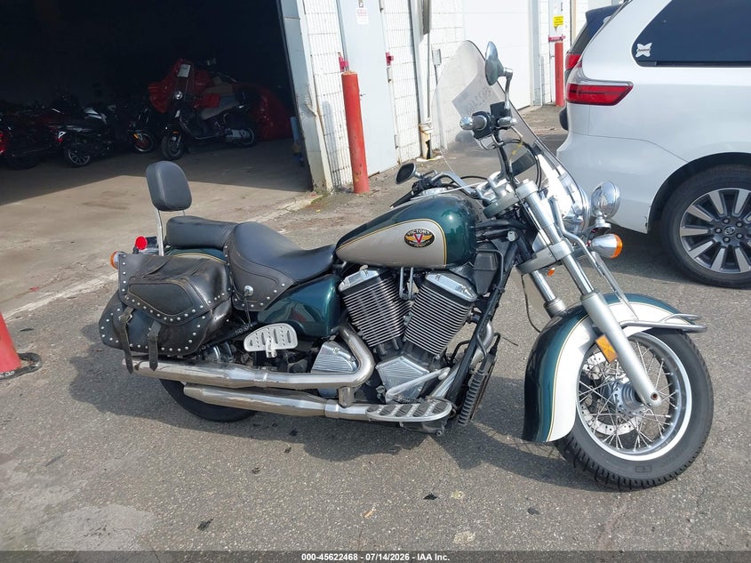 2001 Victory Motorcycles V92 C Deluxe VIN: 5VPCD15D413000846 Lot: 45622468
