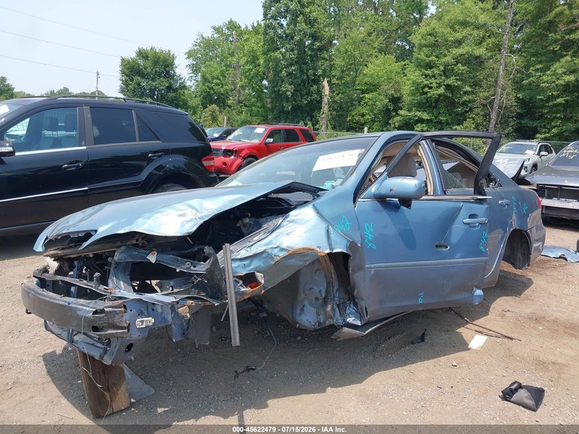 2003 Toyota Camry, Угон, IAAI, VIN 4T1BE30K43U703722 — фото 2