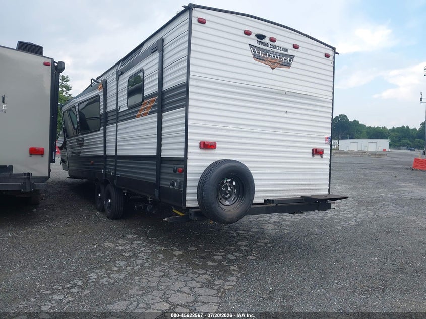 2022 WILDWOOD M-31KQBTS auction photo 3