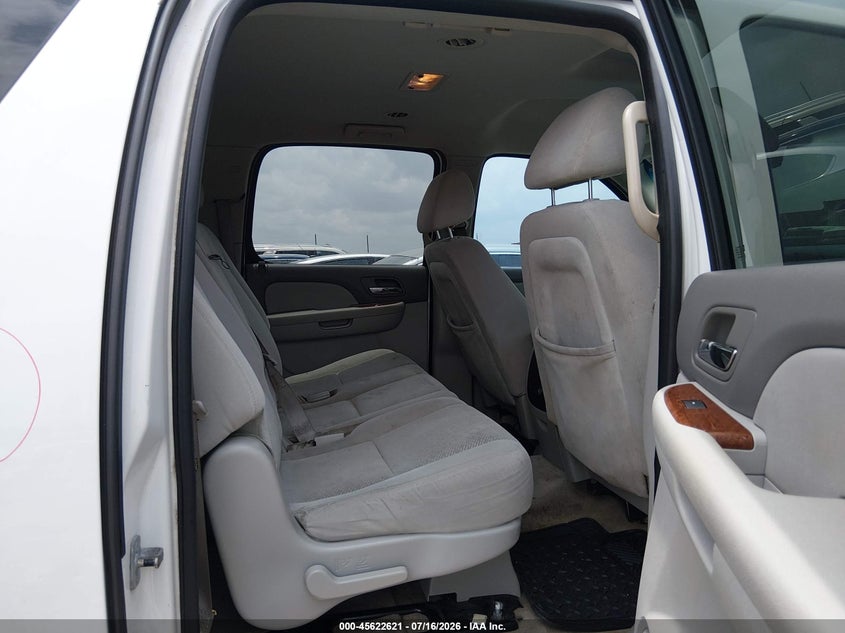 2007 GMC YUKON XL auction photo 8