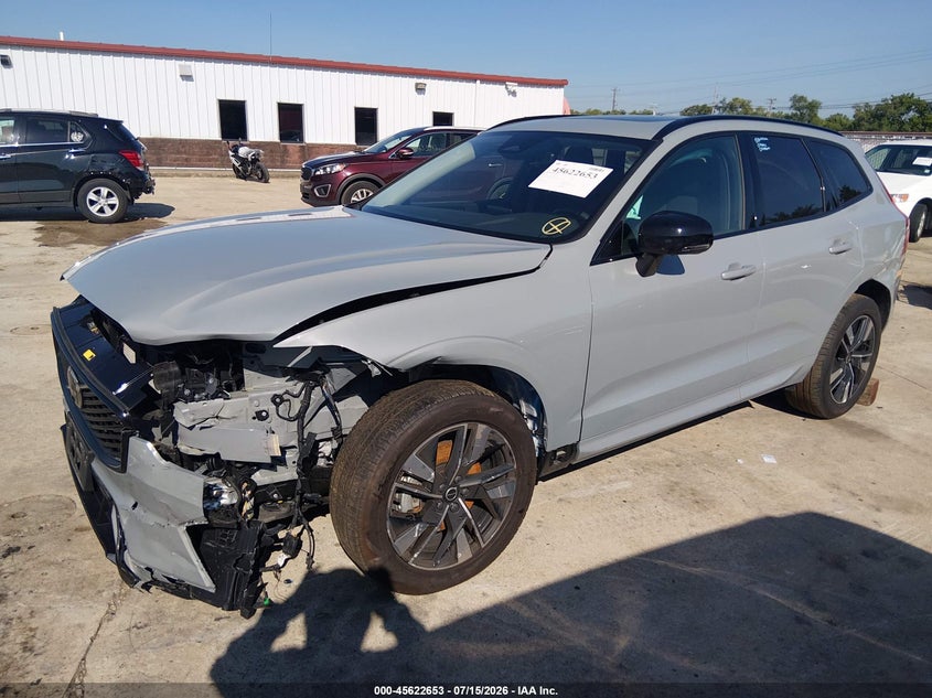 2026 Volvo Xc60 B5 Plus VIN: YV4M12RC5T1382450 Lot: 45622653