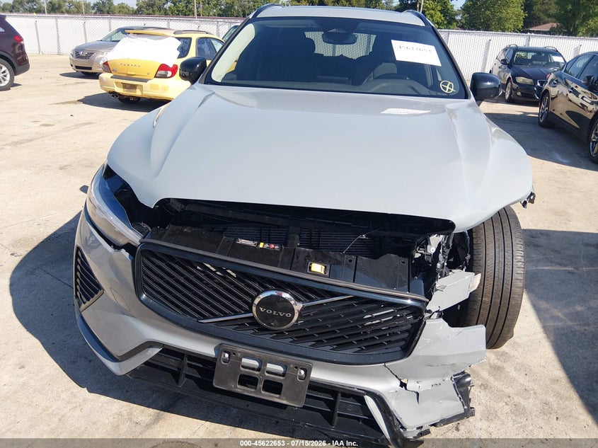 2026 Volvo Xc60 B5 Plus VIN: YV4M12RC5T1382450 Lot: 45622653