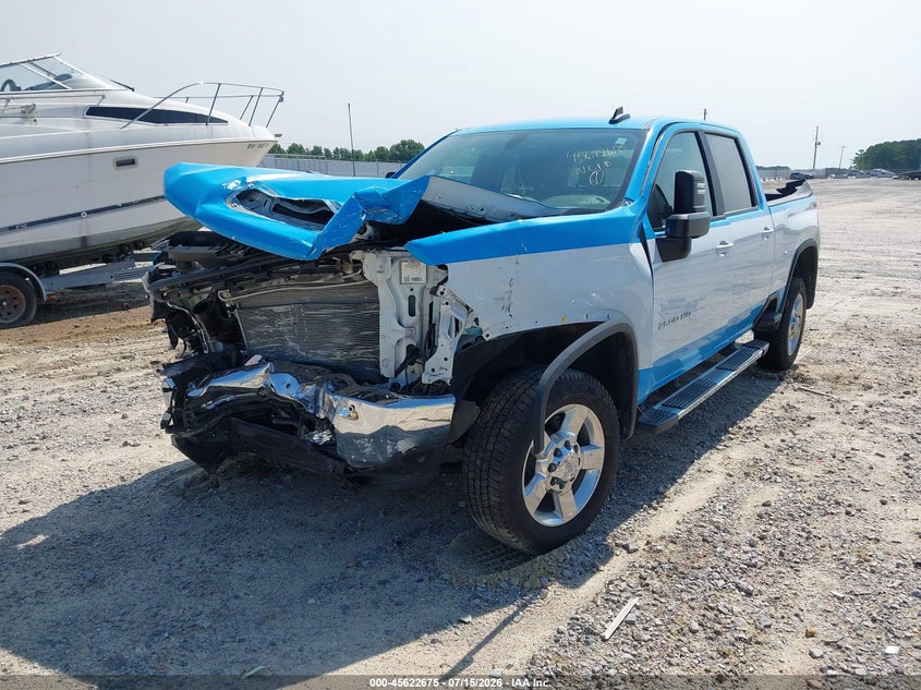 2021 CHEVROLET SILVERADO 2500HD auction photo 2