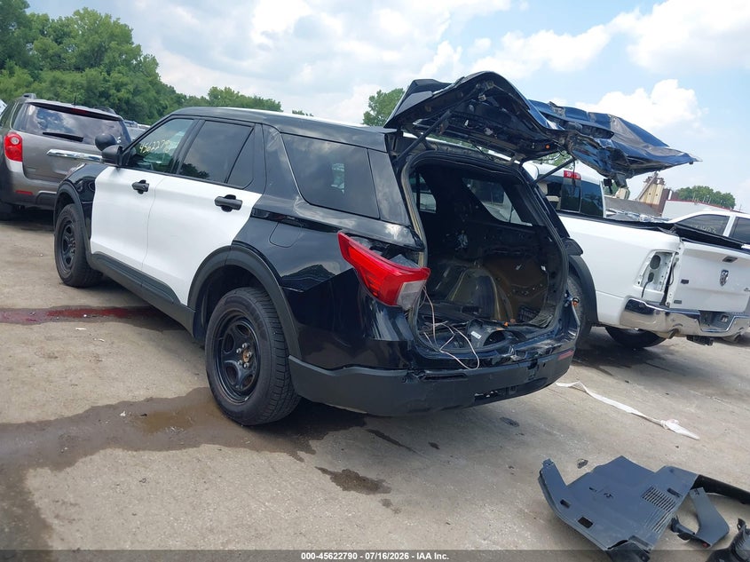 2023 FORD POLICE INTERCEPTOR UTILITY auction photo 3
