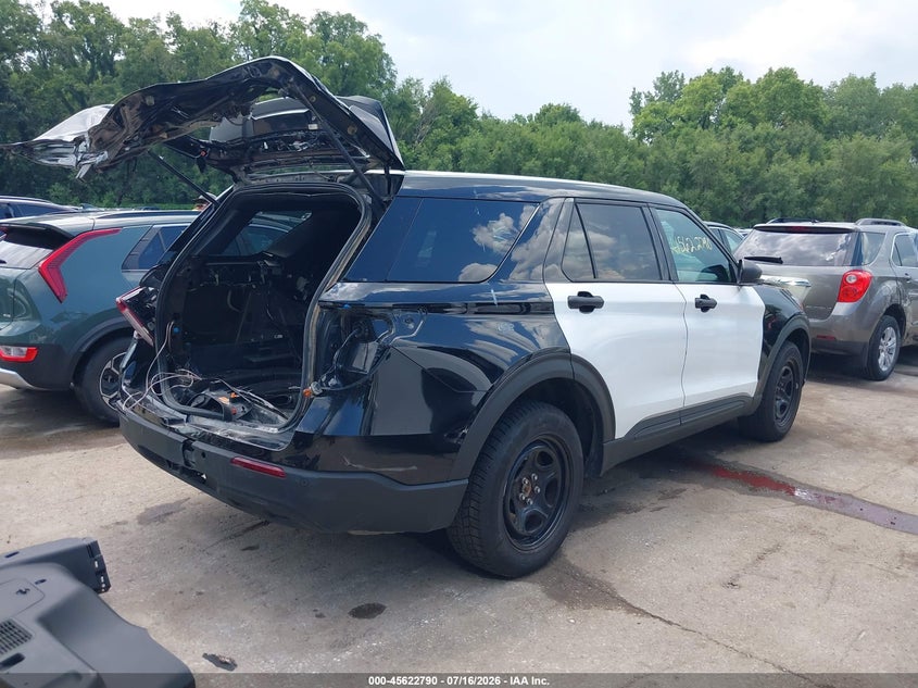 2023 FORD POLICE INTERCEPTOR UTILITY auction photo 4