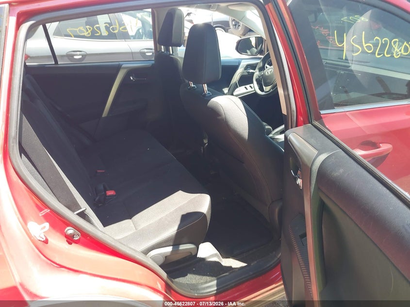 2015 TOYOTA RAV4 auction photo 8