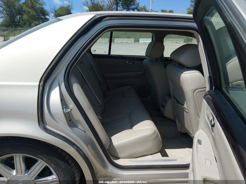 2007 Cadillac Dts Luxury Ii VIN: 1G6KD57Y17U183517 Lot: 45622837
