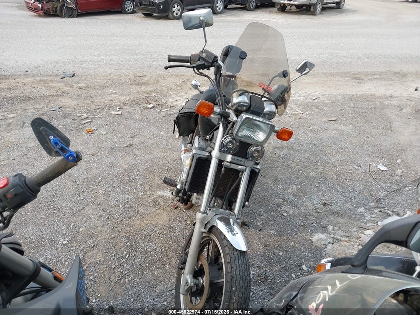 1985 HONDA VF700 auction photo 5