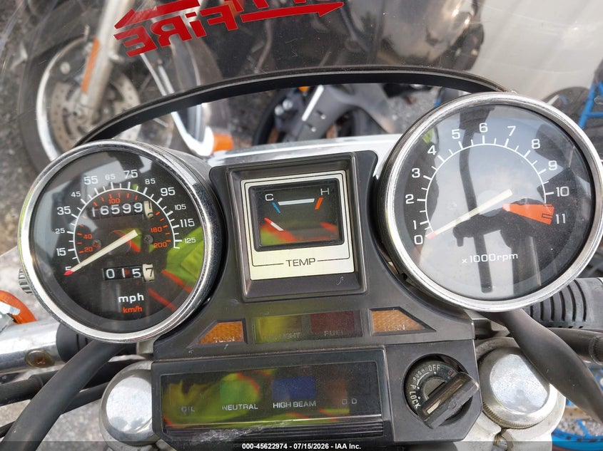 1985 HONDA VF700 auction photo 7