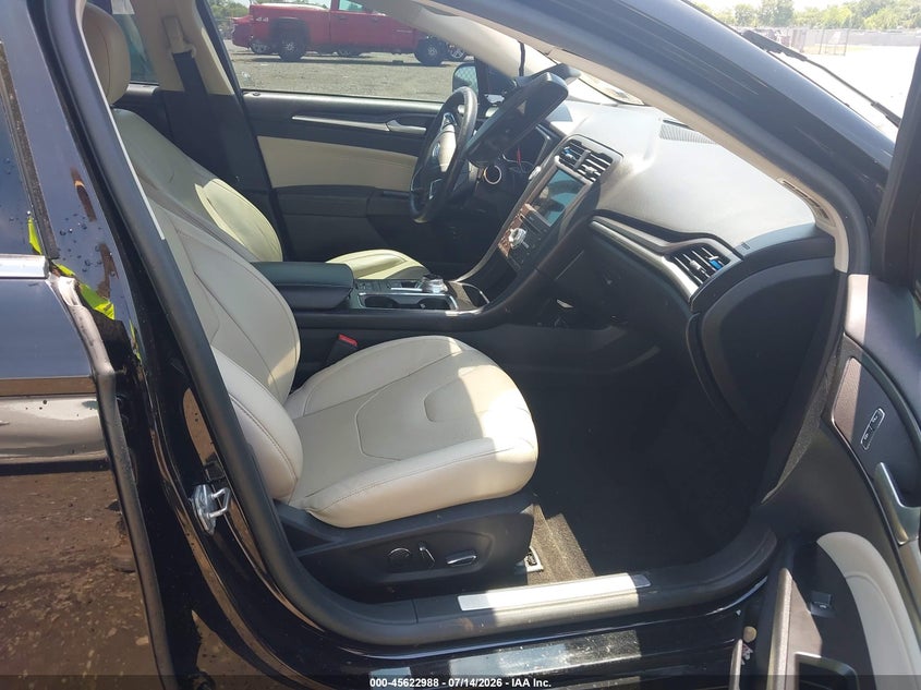 2018 FORD FUSION HYBRID auction photo 5