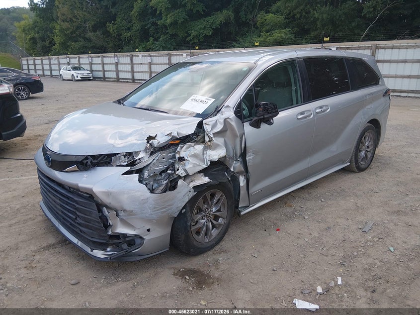 2021 TOYOTA SIENNA VAN 2.5L I-4 DI, DOHC, VVT, 189HP
