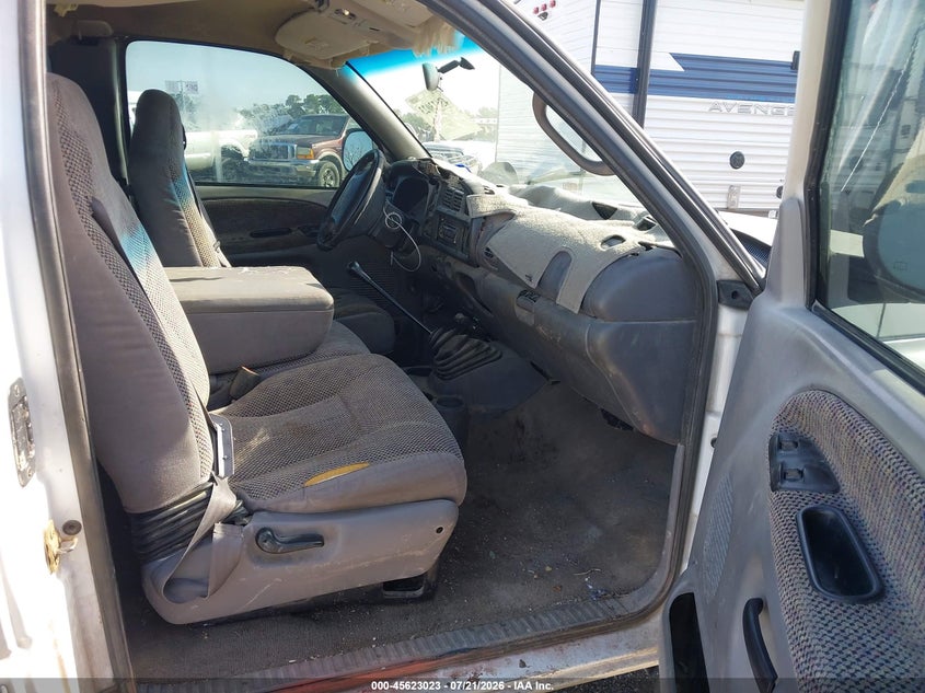 2000 Dodge Ram 3500 St VIN: 1B7MC3362YJ107812 Lot: 45623023