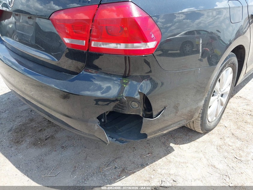 2015 VOLKSWAGEN PASSAT auction photo 6