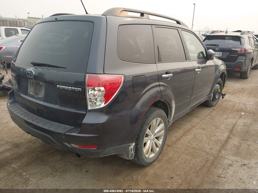 Vin: jf2shbcc9ch413044, lot: 46121558, subaru forester 2.5x premium 20124