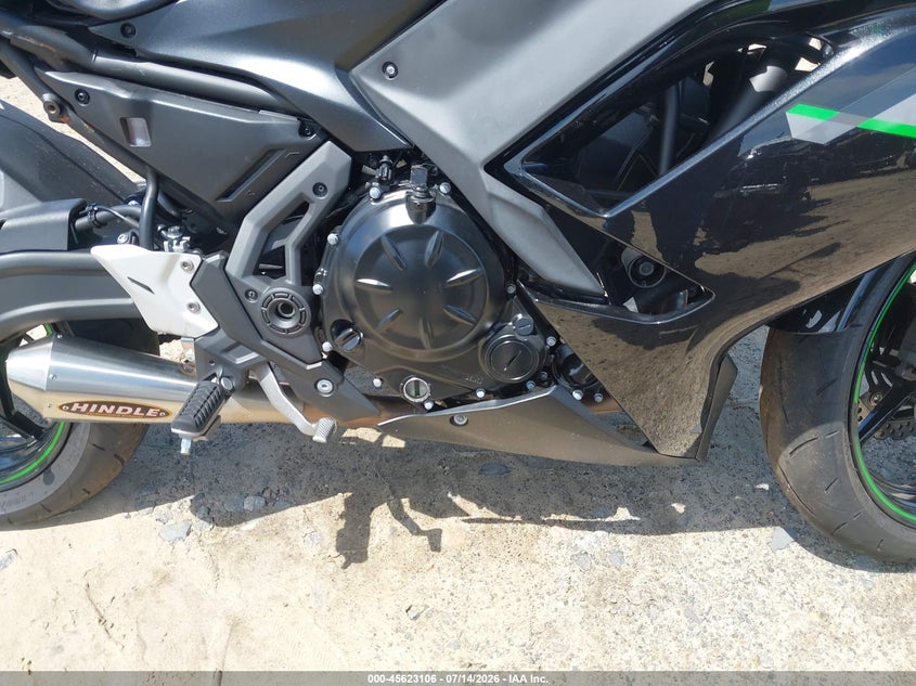 2025 Kawasaki Ex650 R VIN: ML5EXER19SDAG0762 Lot: 45623106