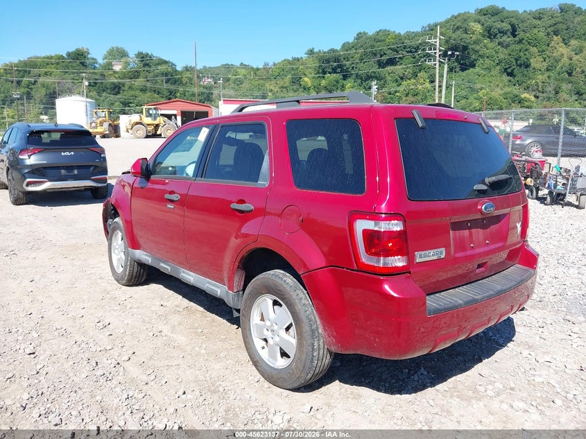 Vin: 1fmcu9d7xckb28330, lot: 46121603, ford escape xlt 20123