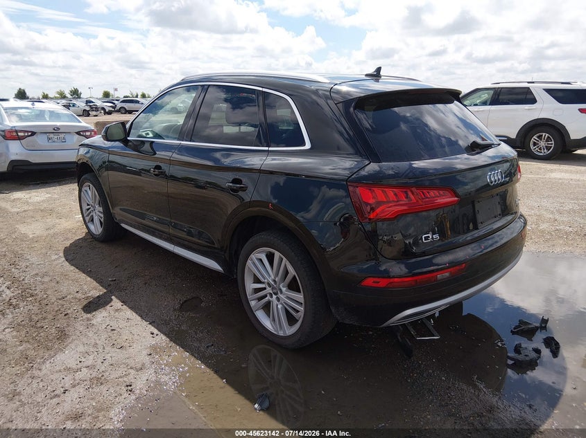 Vin: wa1bnafy0j2089887, lot: 46121608, audi q5 2.0t premium/2.0t tech premium 20183